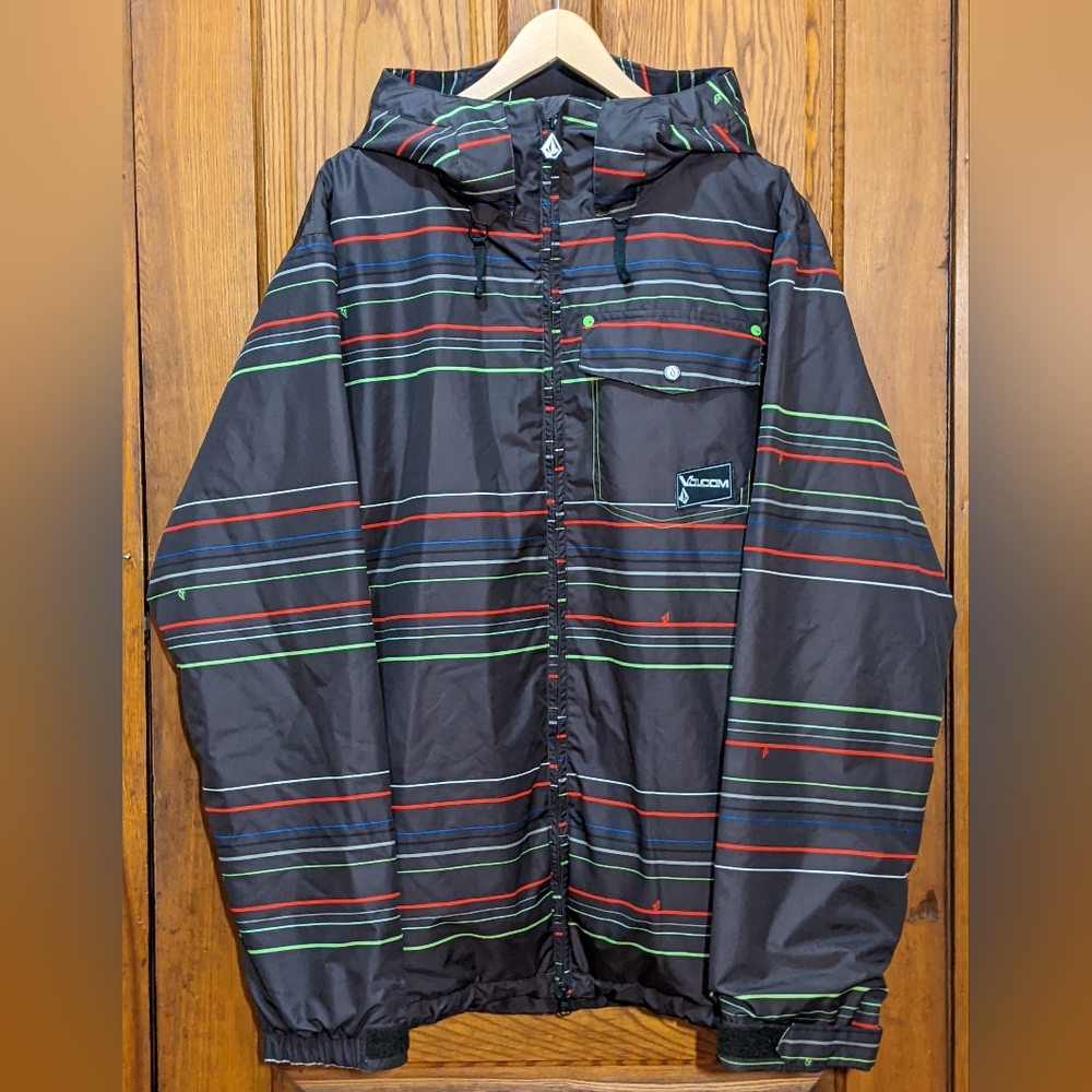 Volcom Construct Snowboarding Coat - Picture 2 of 5